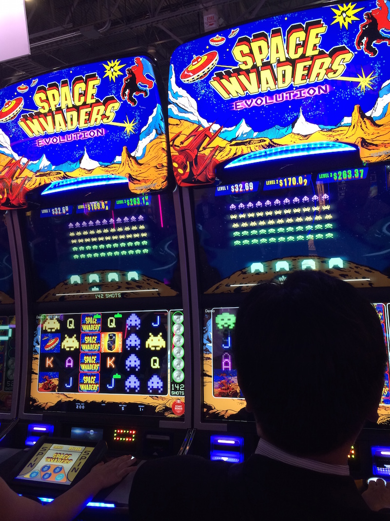 Space Invaders slot machine
