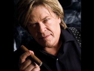 Ron White Head Shot with Cigar